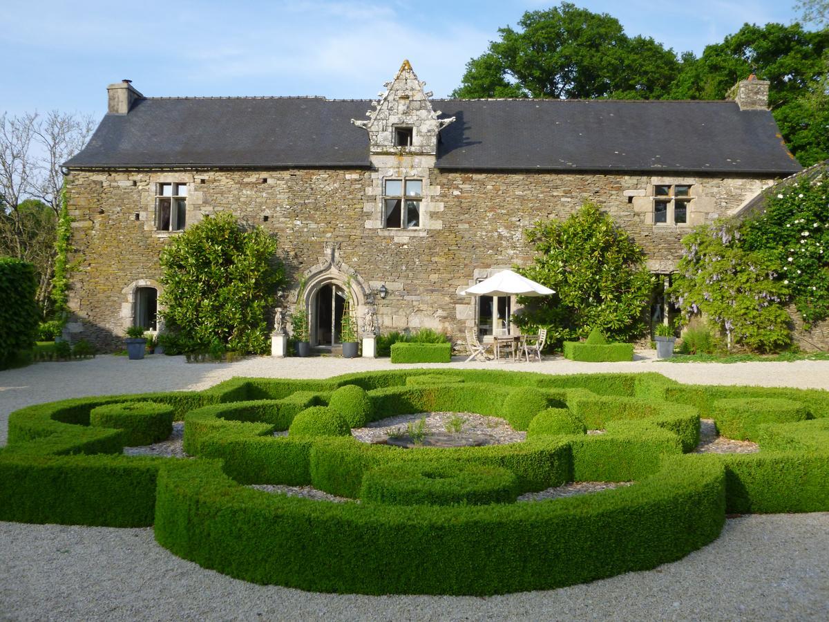 Manoir De Kerledan Hotell Carhaix-Plouguer Exteriör bild